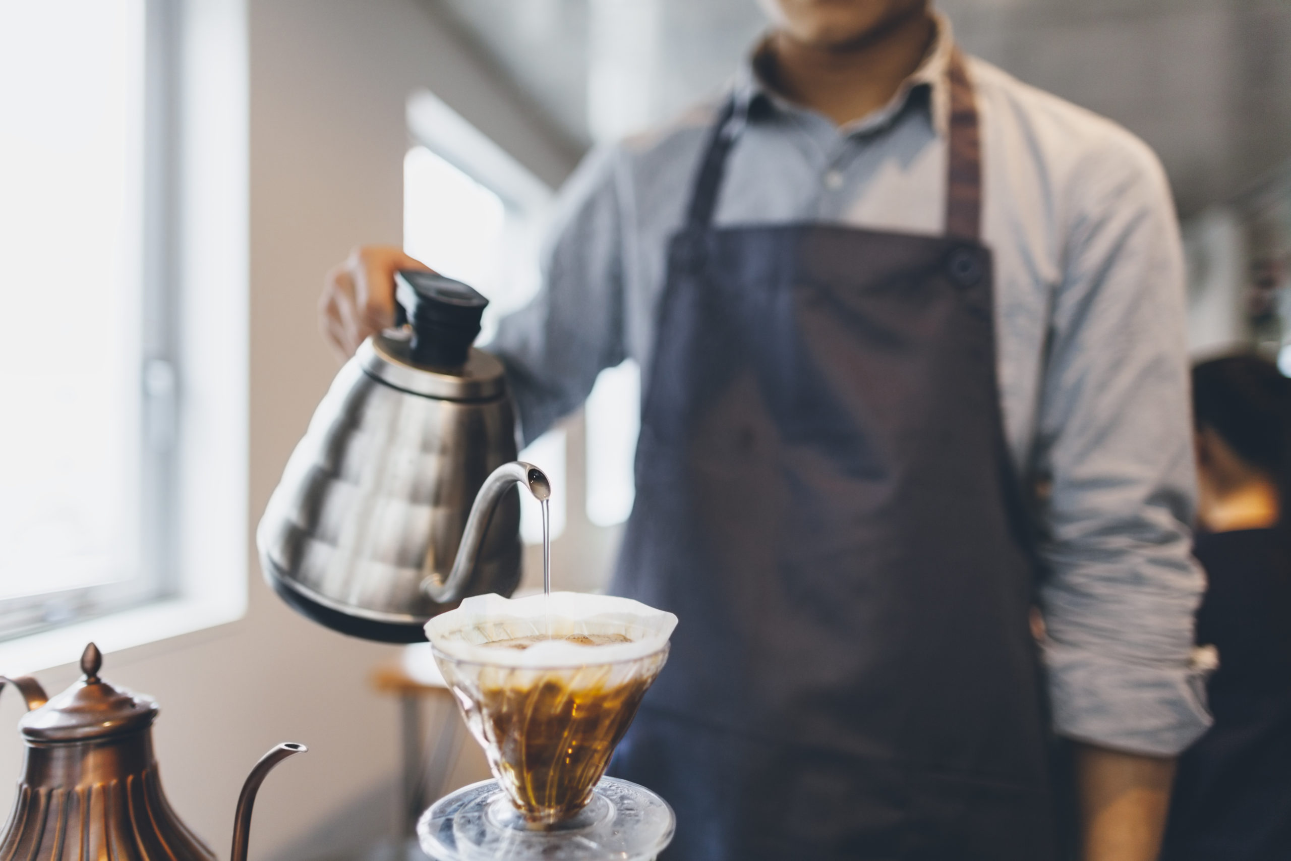 コーヒーを淹れる
